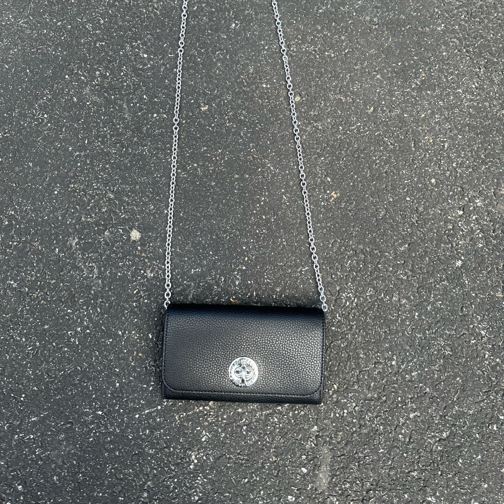 Marc Jacobs crossbody wallet